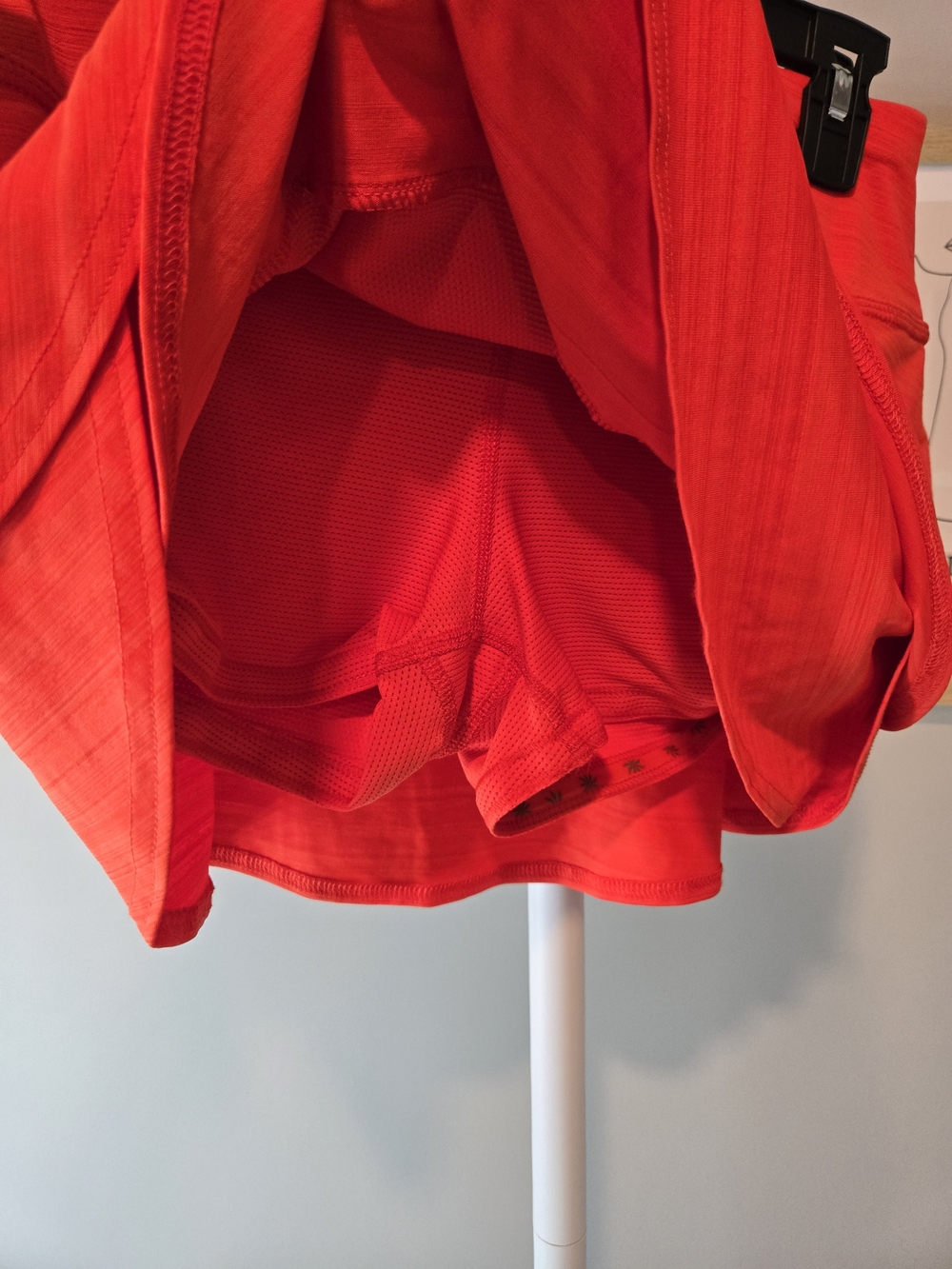 NWOT Athleta Red Layered Skort - Picture 3 of 7